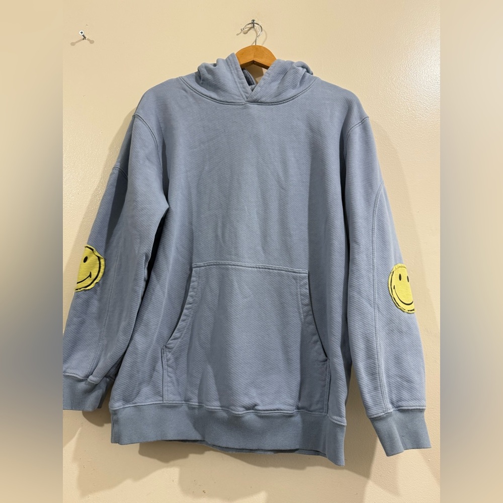 Smiley Men's Light Blue Crewneck Hoodie with Yellow Smiley Elbow Patches
